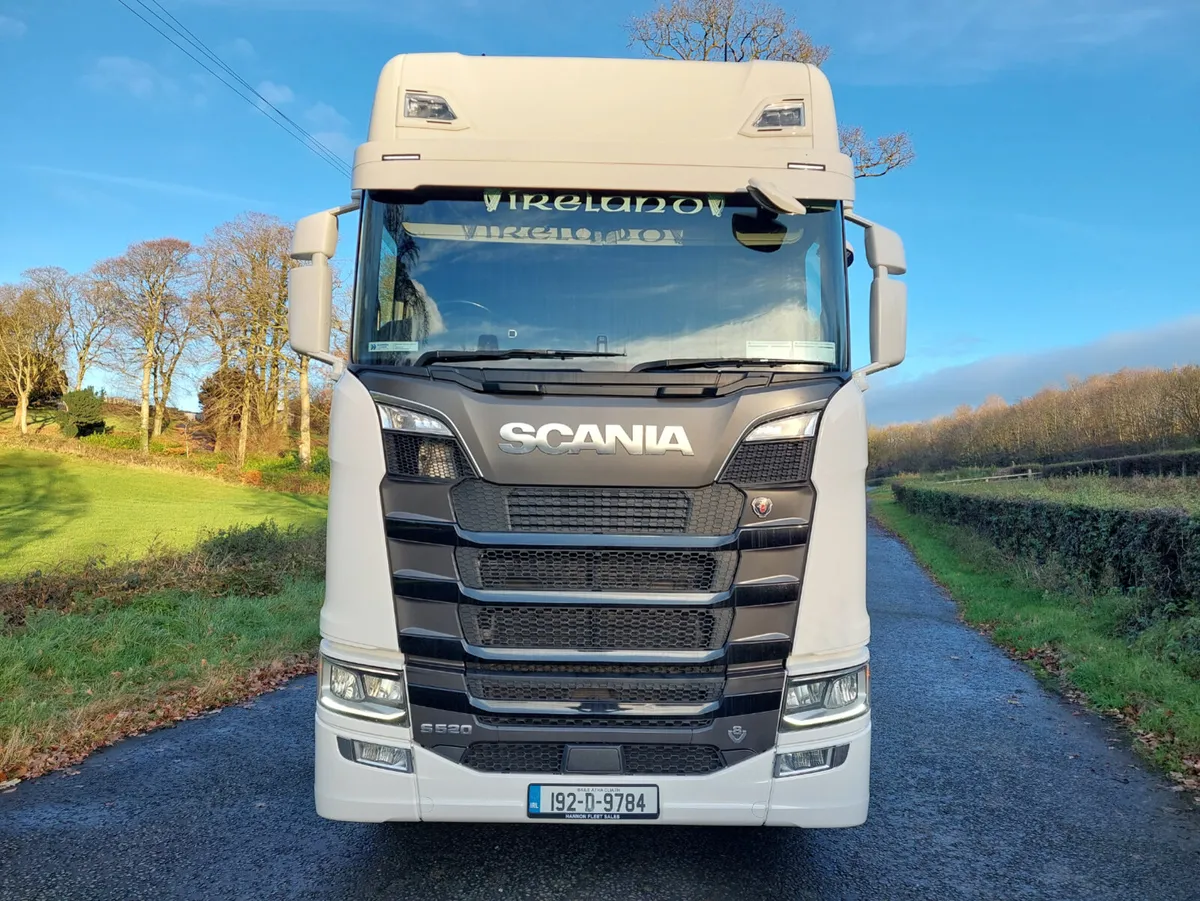 SCANIA S520 V8 - Image 2
