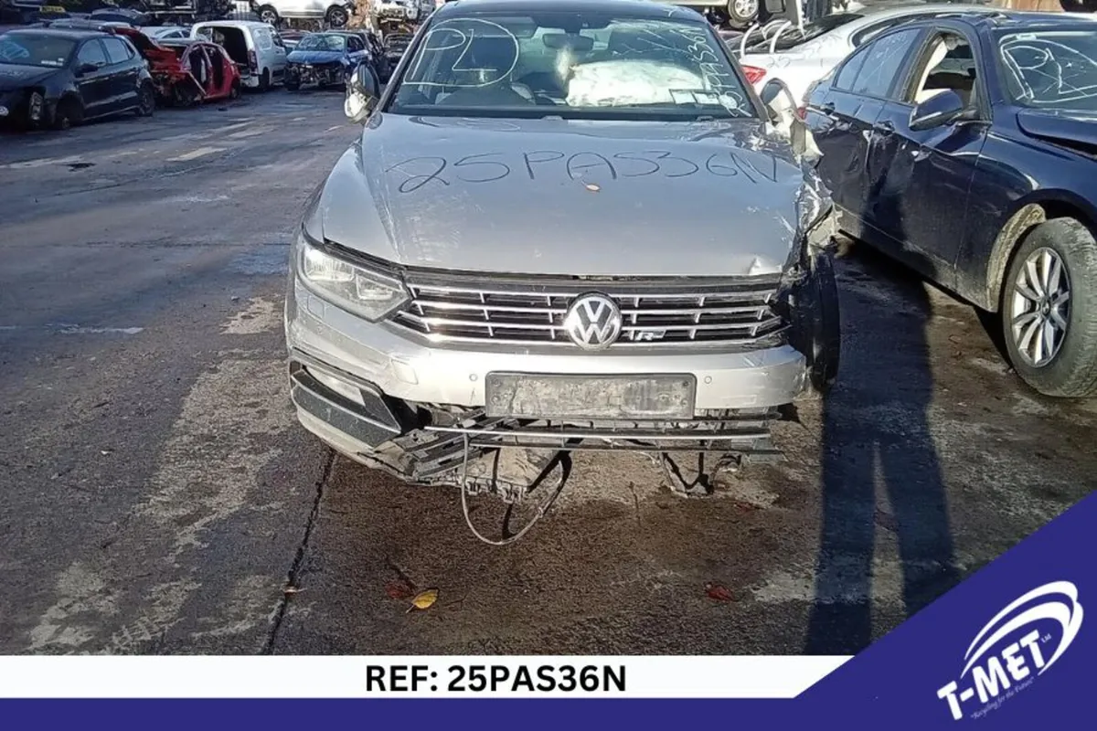 2017 VOLKSWAGEN PASSAT BREAKING FOR PARTS - Image 2