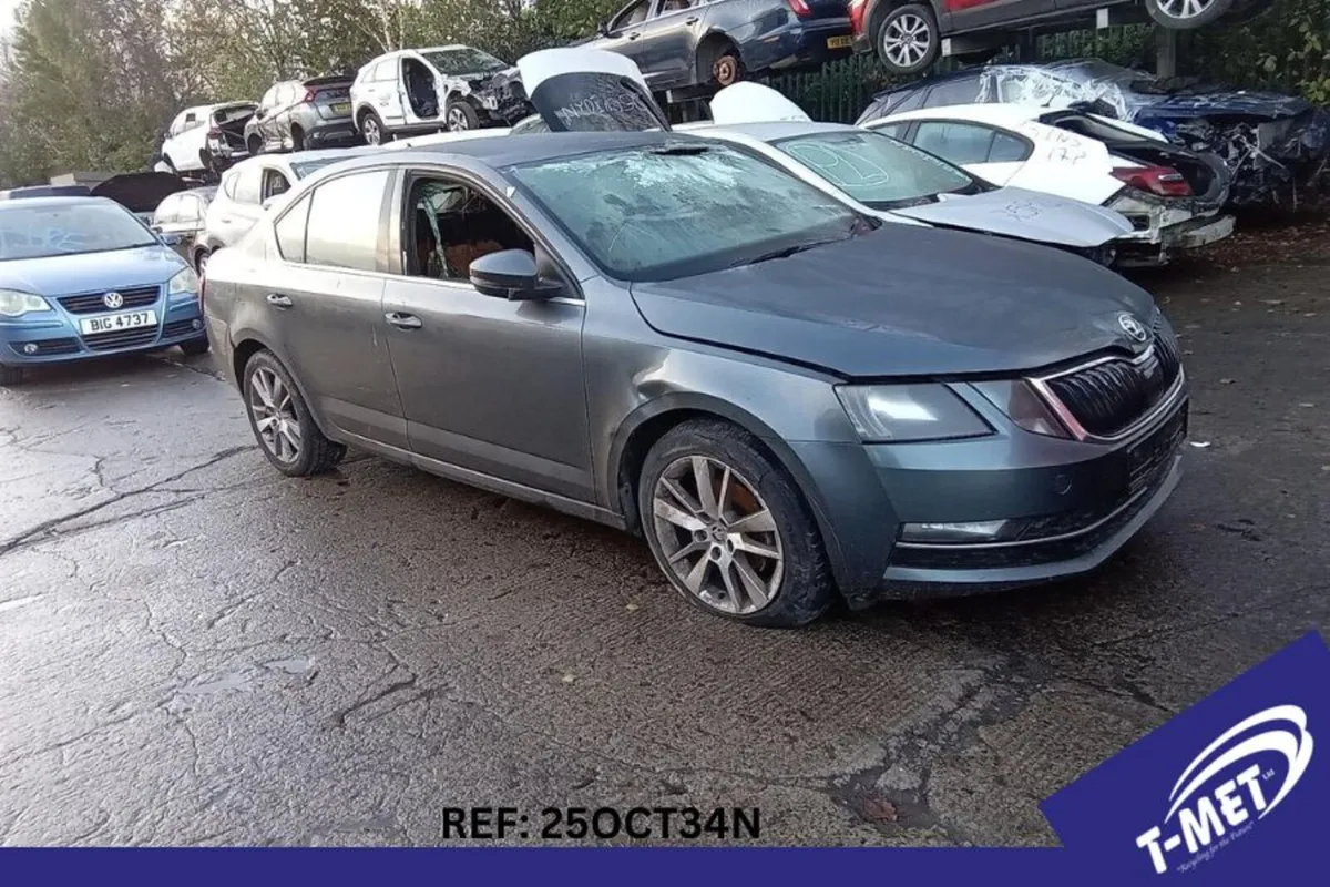 2017 SKODA OCTAVIA BREAKING FOR PARTS - Image 1