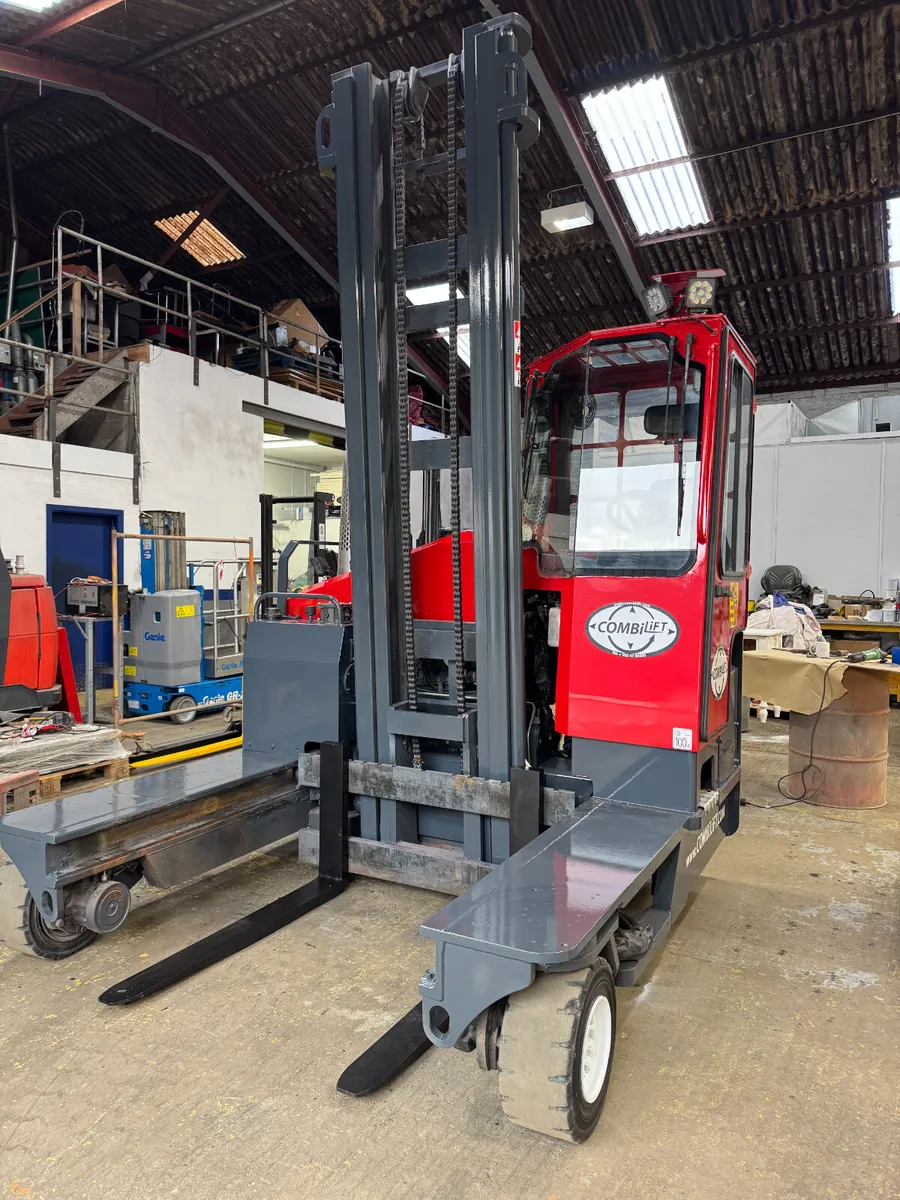 Combilift C4000 Diesel Multi-Directional Forklift - Image 1