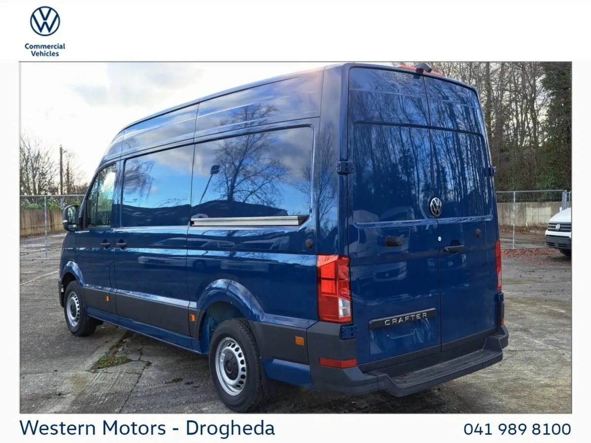 Volkswagen Crafter Highline MWB H Roof 140bhp - Image 3