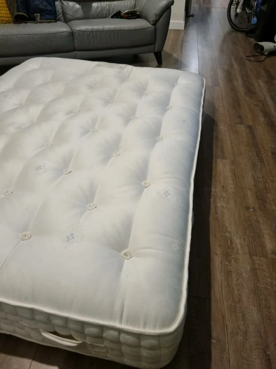 King size mattress - Image 2