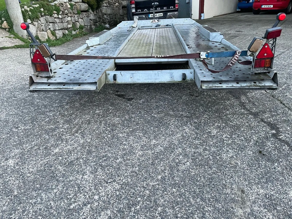 Car  transporter for hire - Image 3