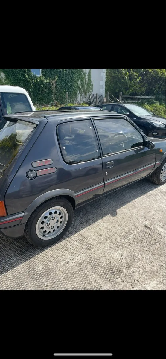 PEUGEOT 205 1.6 GTI - Image 4