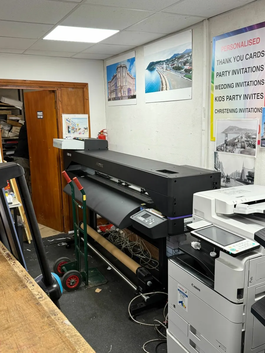 ⭐ Mimaki CJV200-130 Print & Cut Machine — 7 Months - Image 3