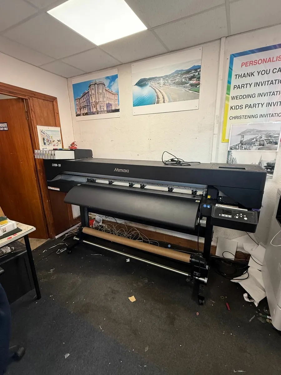 ⭐ Mimaki CJV200-130 Print & Cut Machine — 7 Months - Image 1