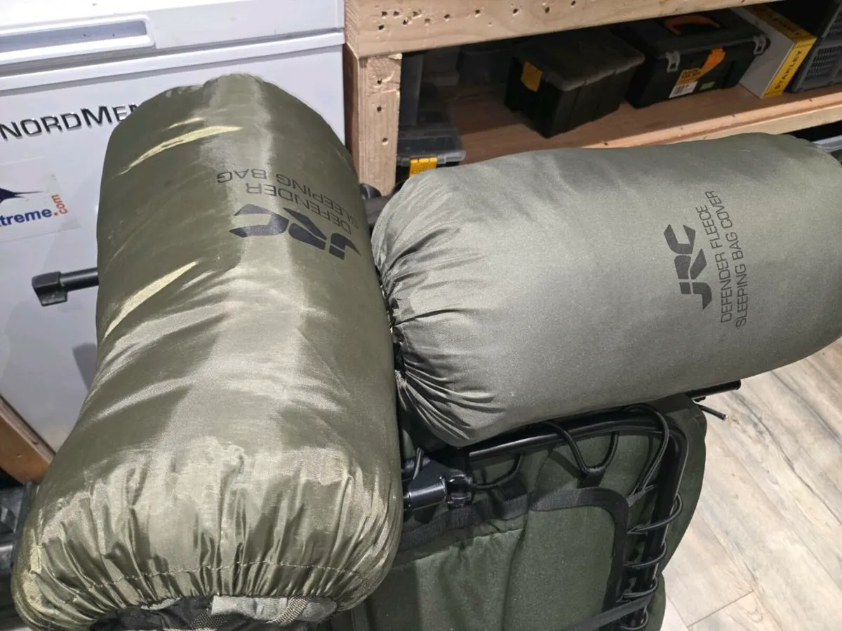 Bed chairs & sleep bag - Image 2