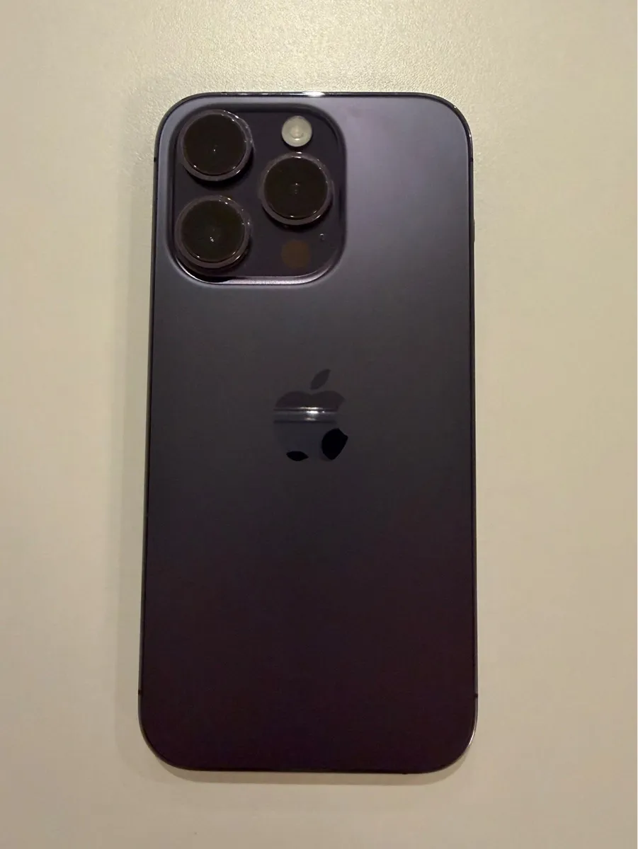 iPhone 14 Pro 256GB Unlocked - Box & Cable Include - Image 1