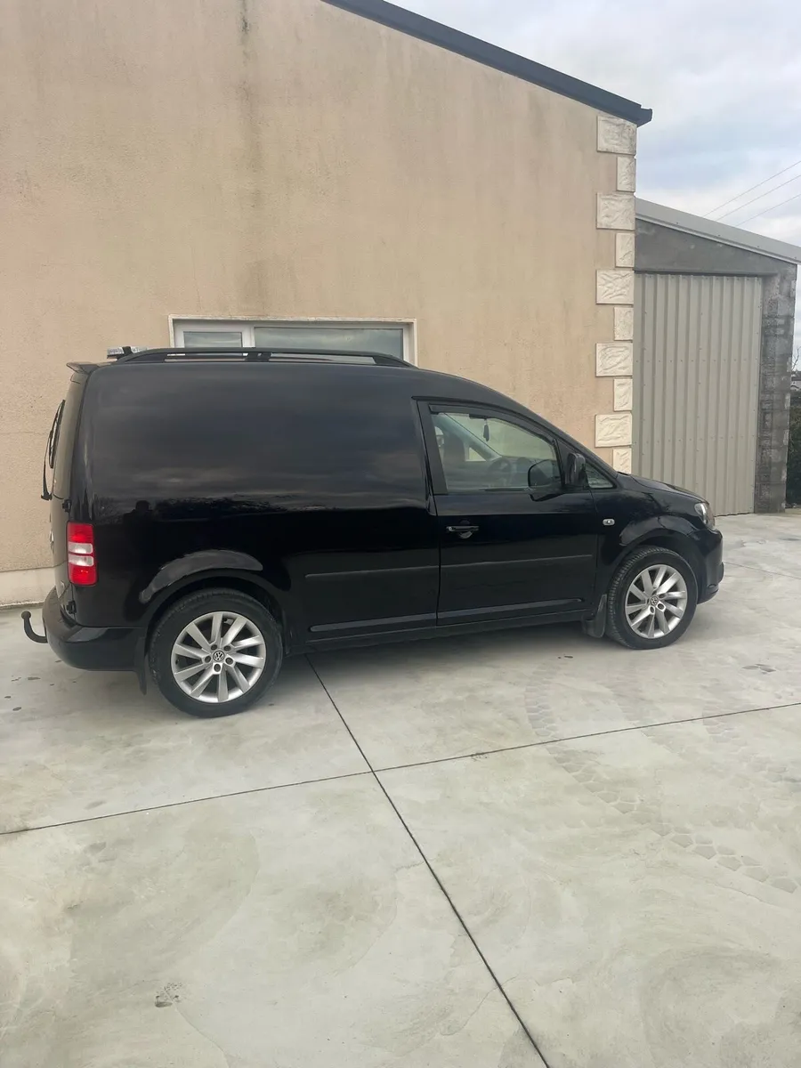 Volkswagen caddy - Image 4