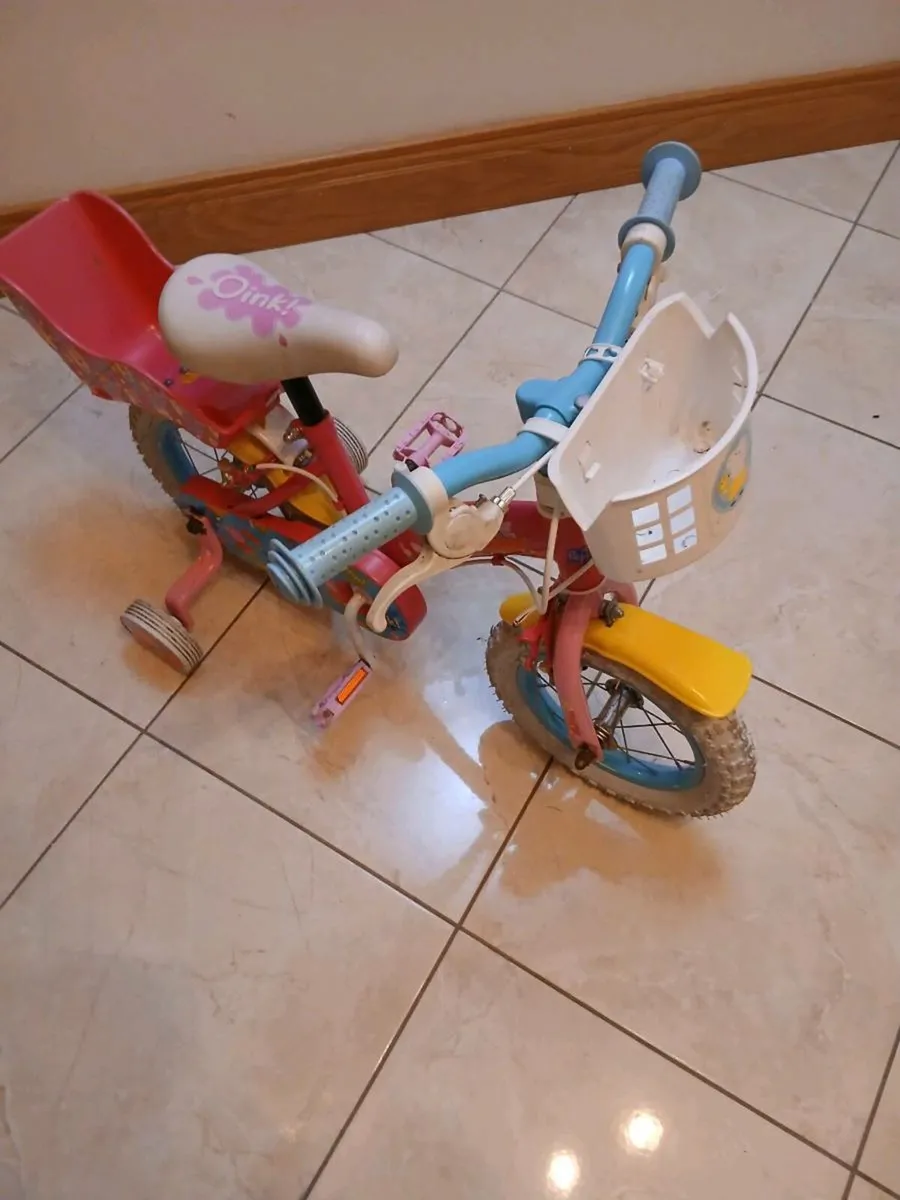 Pepper pig bike - Image 1