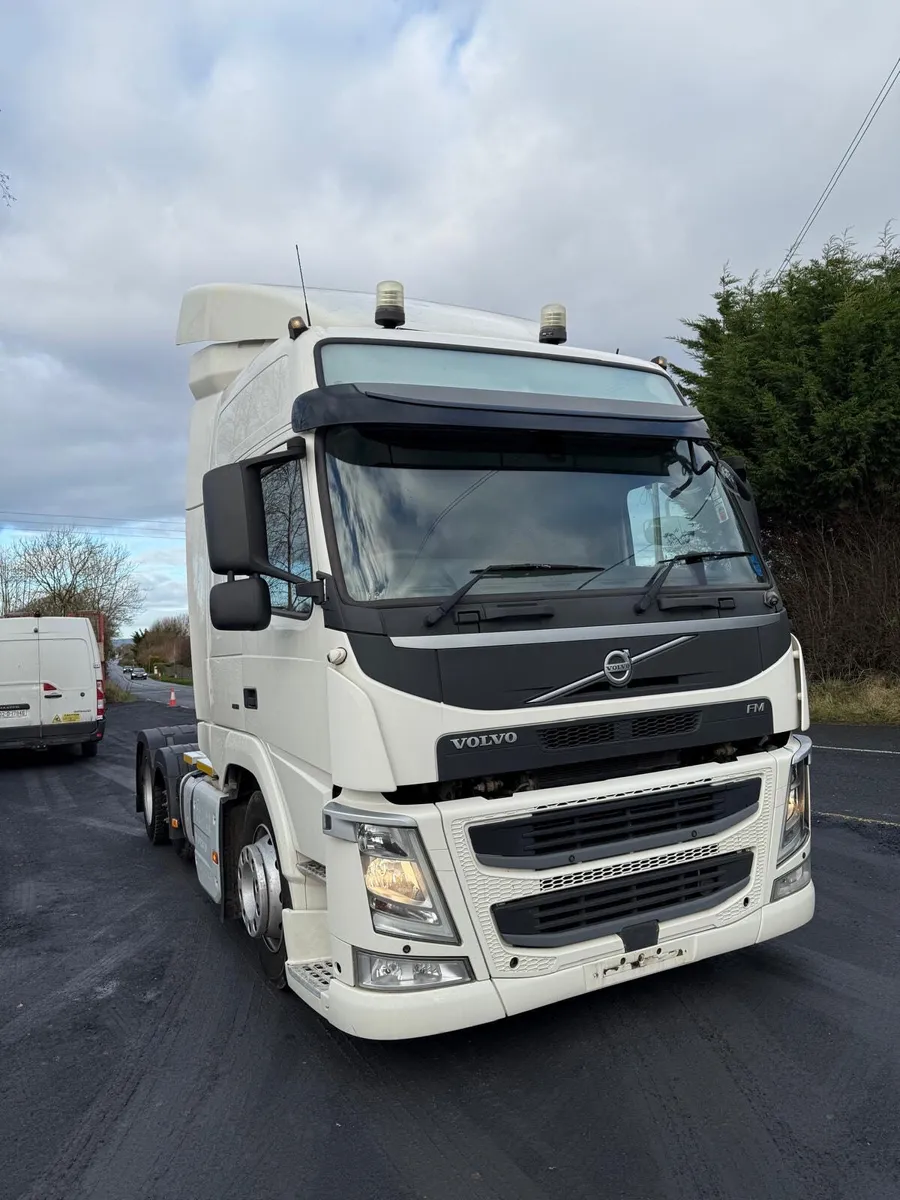 2018 VOLVO FM FOR BREAKING - Image 1