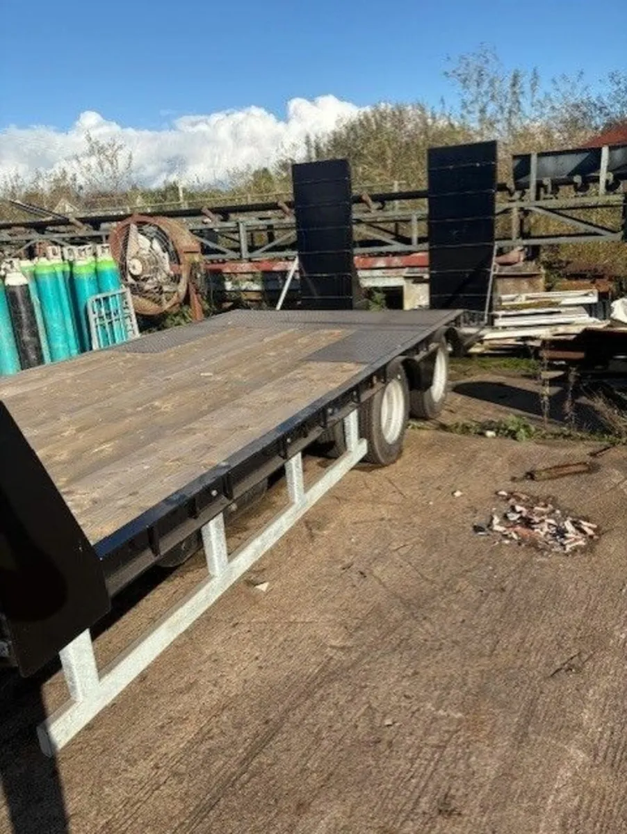 TWIN AXLE LOWLOADERS - Image 2