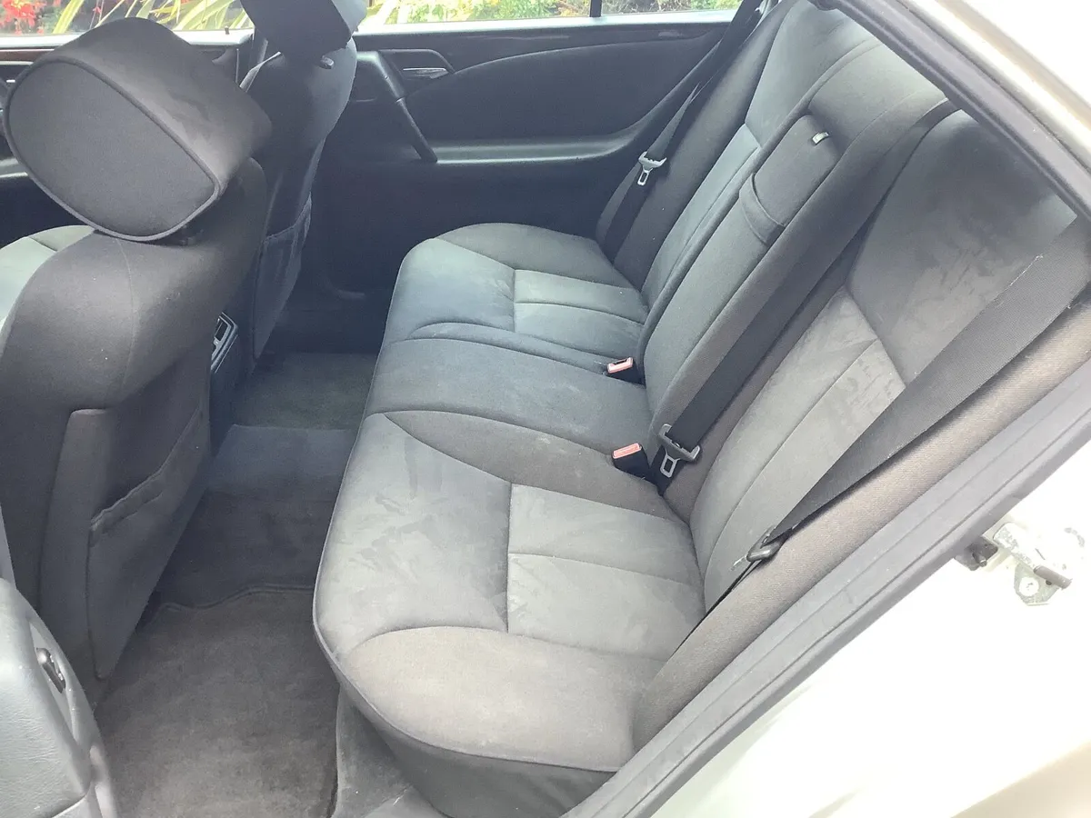 Mercedes-Benz E-Class 1999 - Image 3