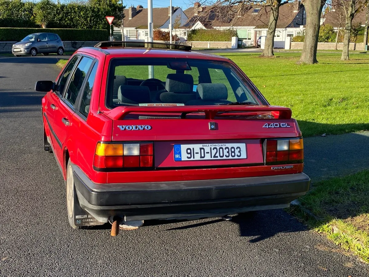 Volvo 440 GL - Image 4