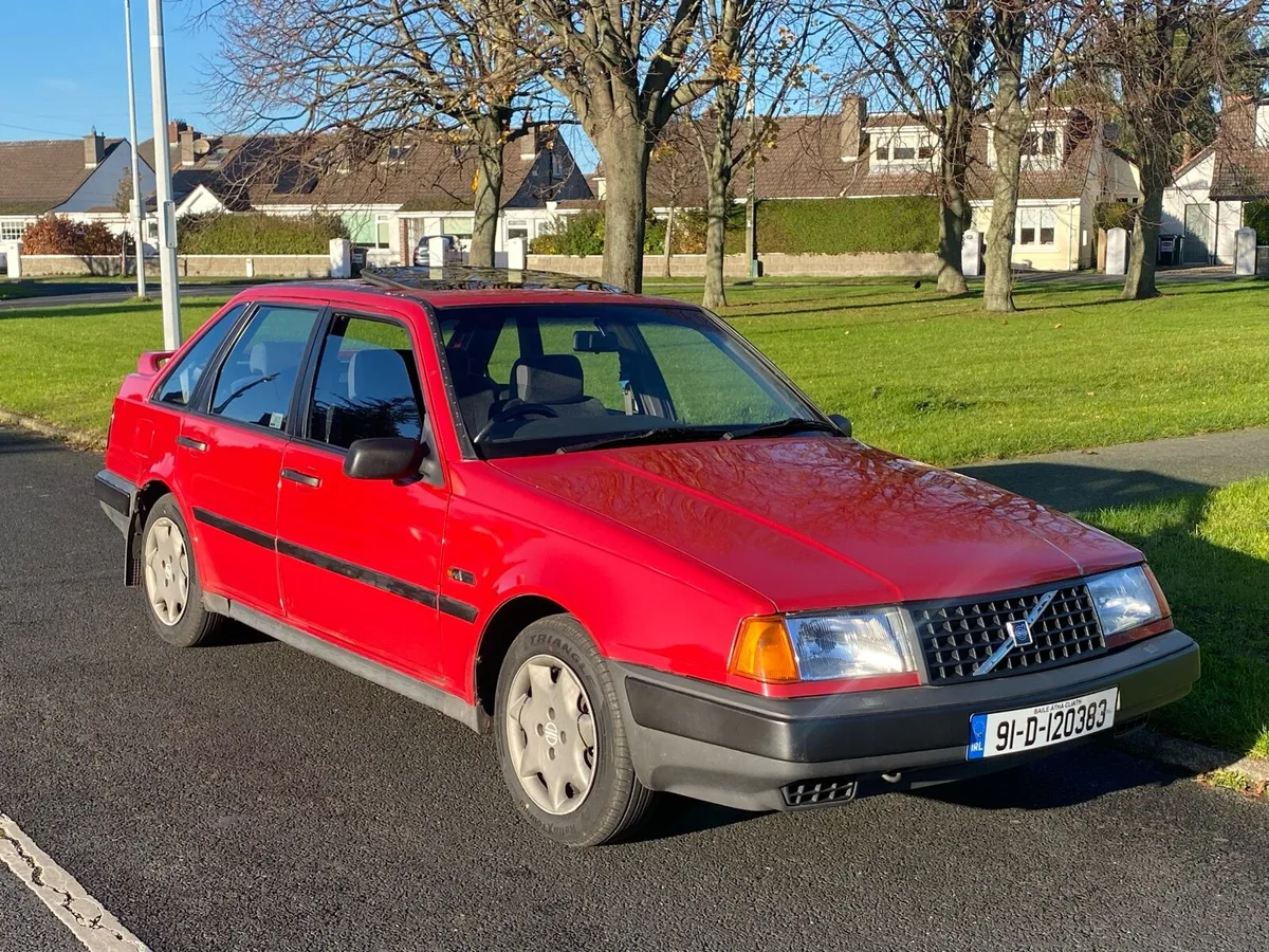 Volvo 440 GL - Image 1