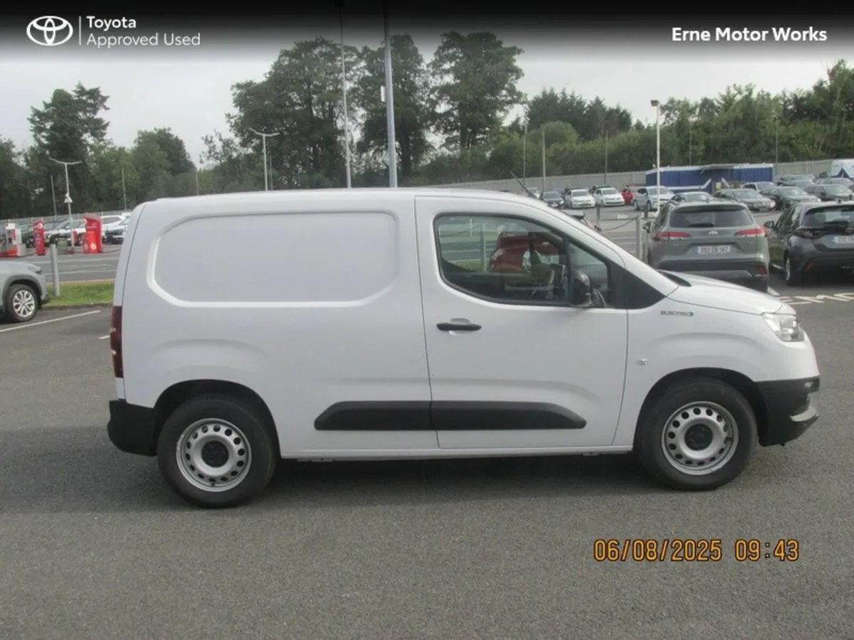Toyota Proace City PROACE CITY EV GX SWB MASSIVE S - Image 3