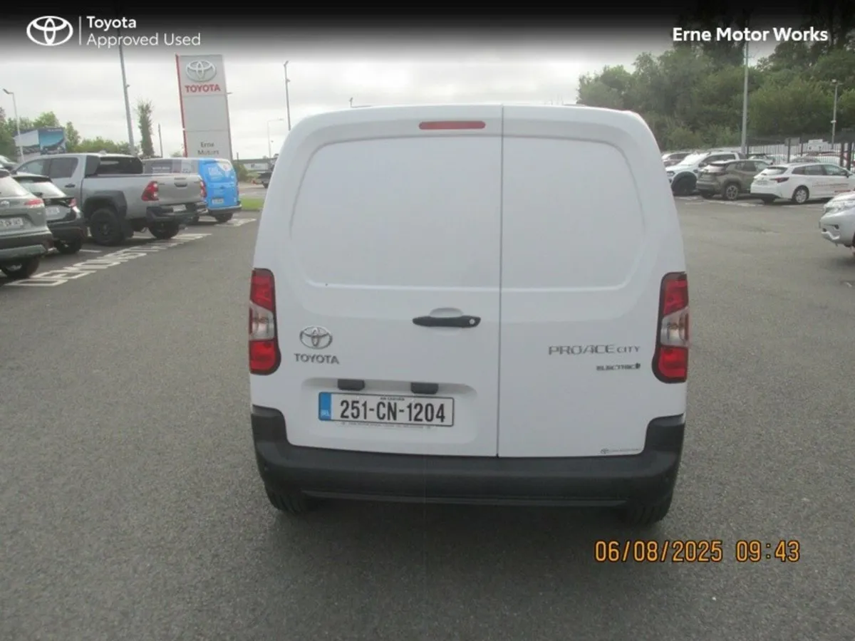 Toyota Proace City PROACE CITY EV GX SWB MASSIVE S - Image 4