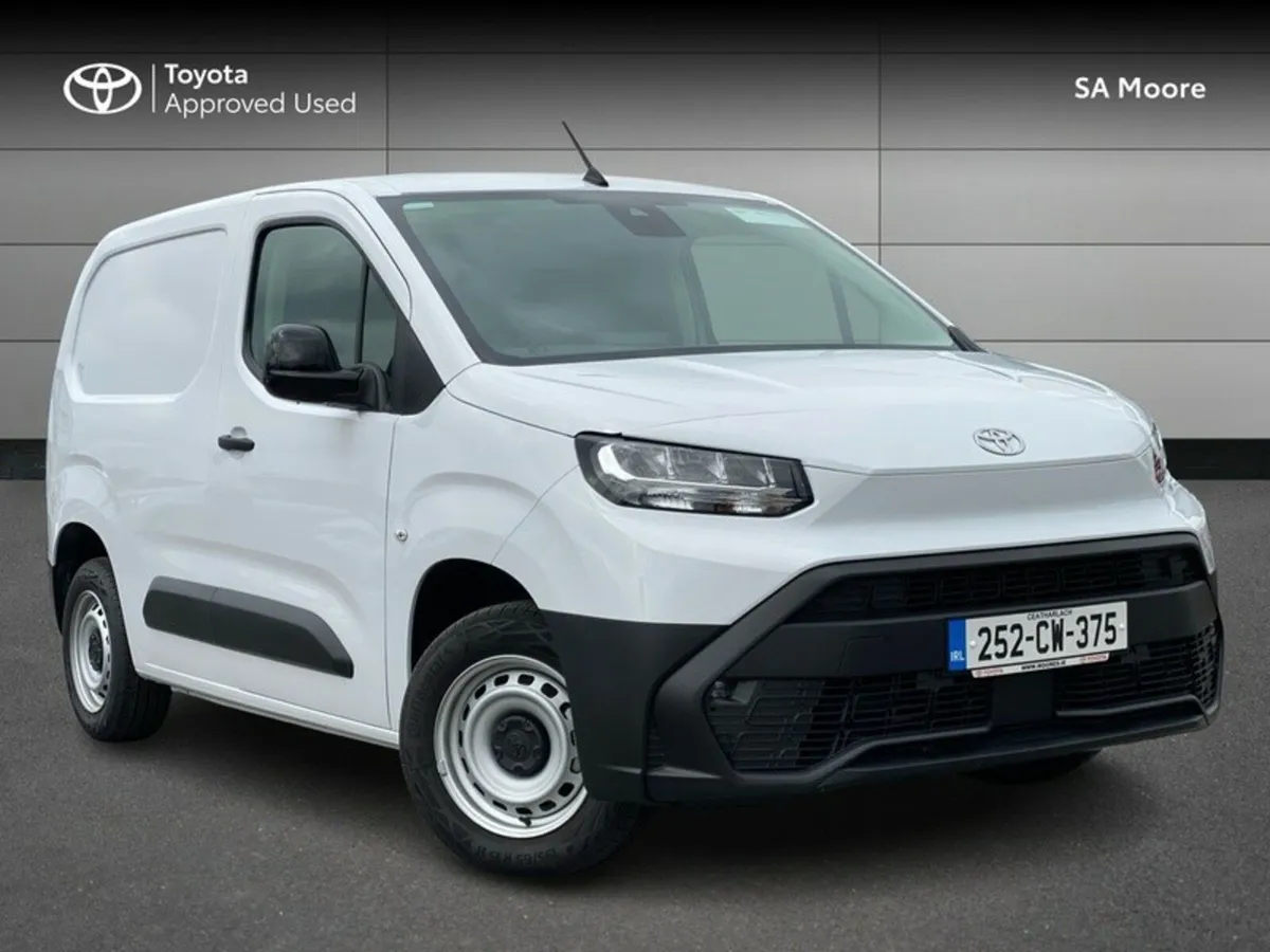 Toyota Proace City 1.5 GX SWB 650KG - DEMO MODEL - Image 1