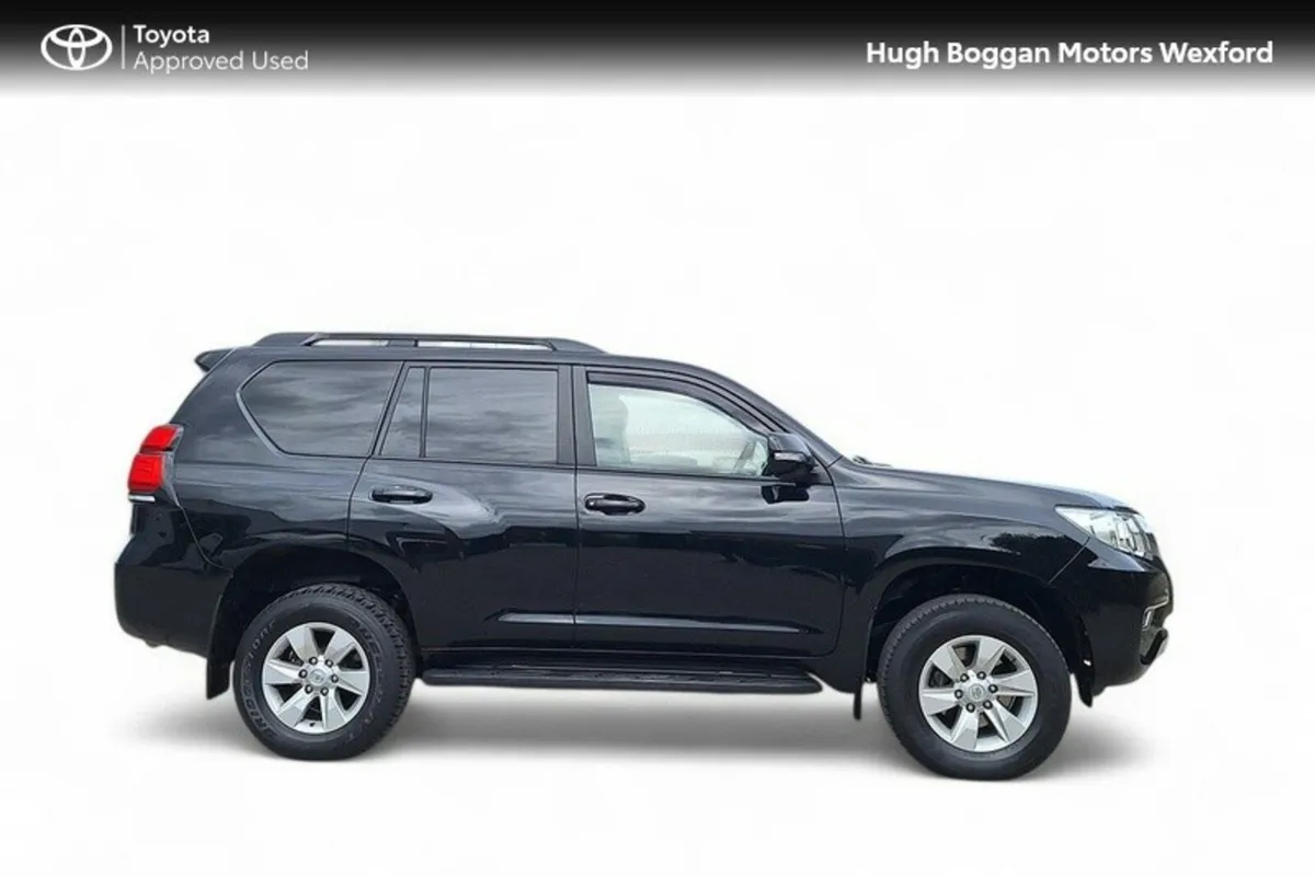Toyota Land Cruiser AUTOMATIC + VAT, WITH LEATHER! - Image 3