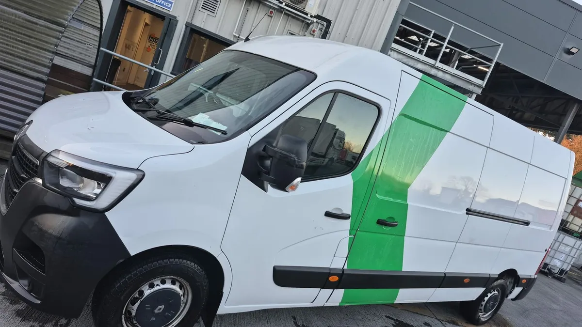 Renault master - Image 1