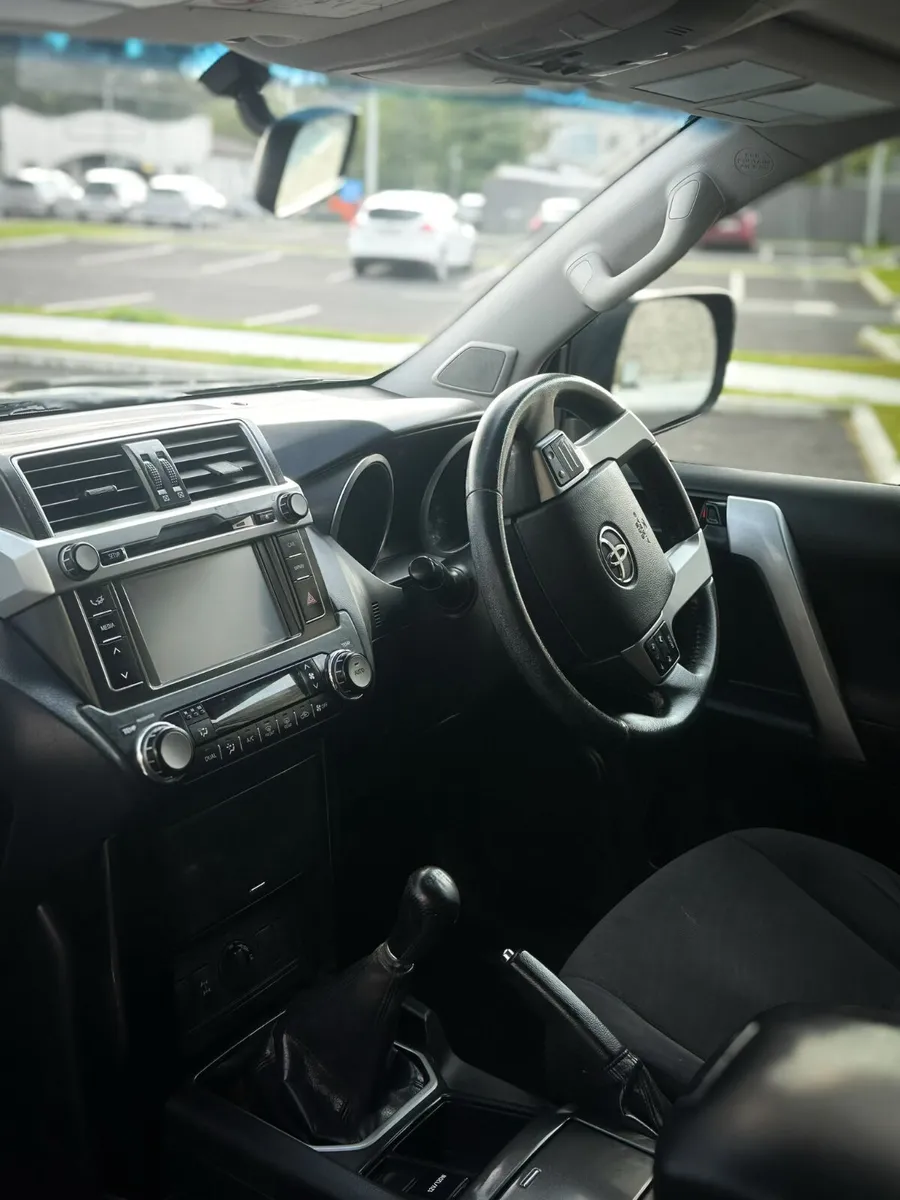 Toyota Land Cruiser 2017 - Image 4