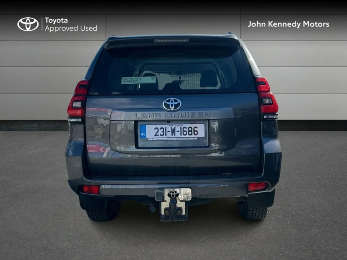 Toyota Land Cruiser LWB COMMERCIAL AUTO 4DR - Image 4