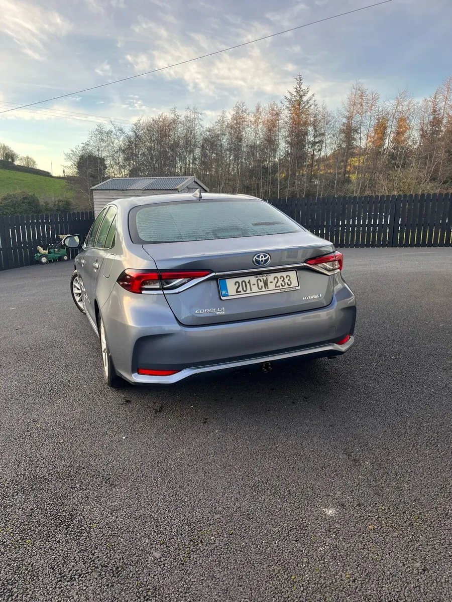 Toyota Corolla Hybrid 2020 - Image 3