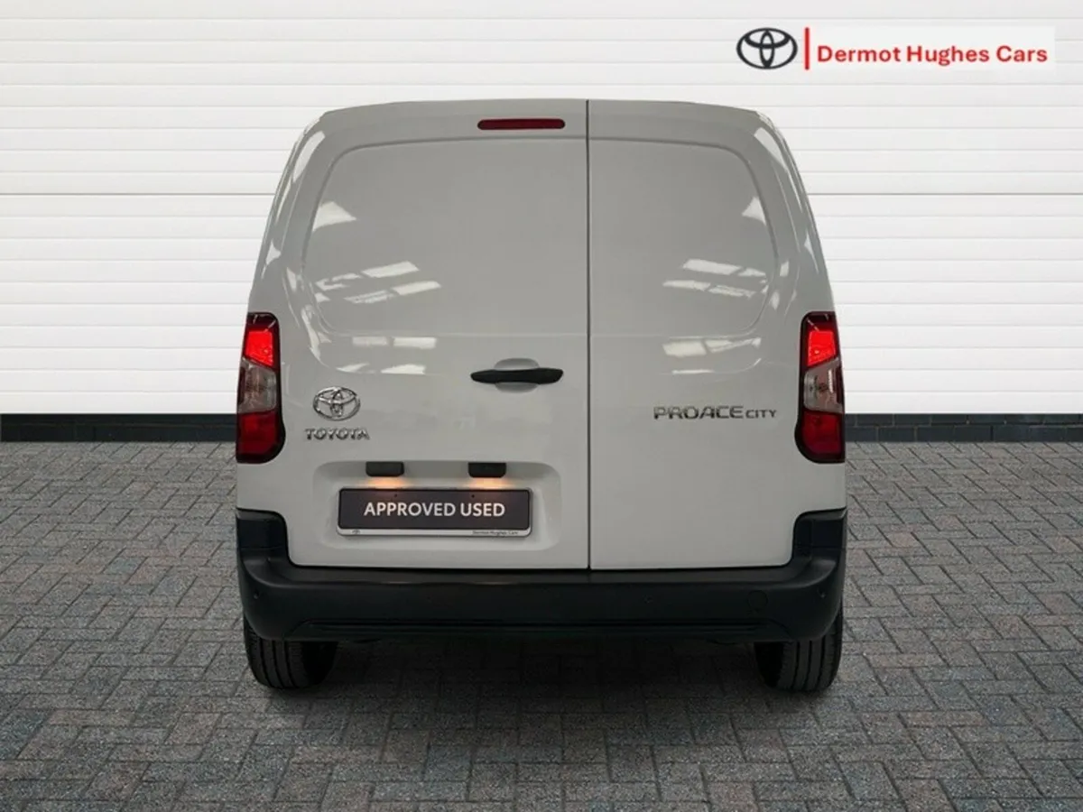 Toyota Proace City 1.5 GX SWB 650KG - Image 4