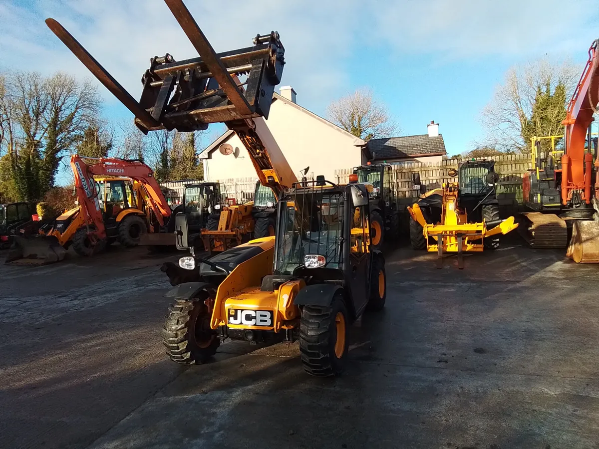 JCB  525  60 - Image 4