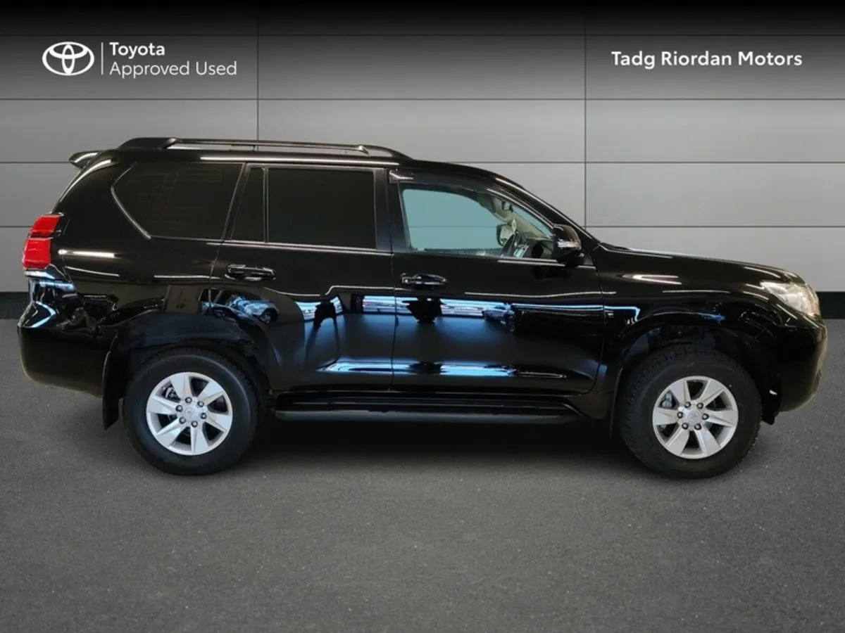 Toyota Land Cruiser LWB GX COMM AUTO (Price includ - Image 3