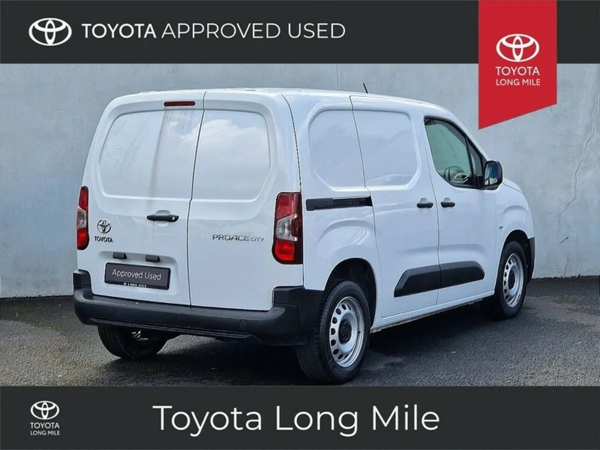 Toyota Proace City 1.5 SWB + Vat - Image 3