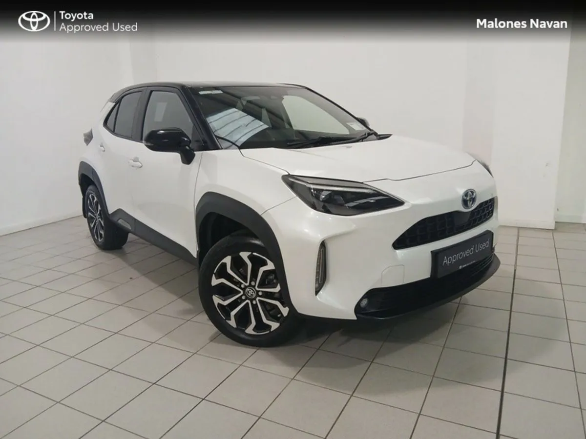 Toyota Yaris Cross CROSS LUNA/ SPORT - Image 1