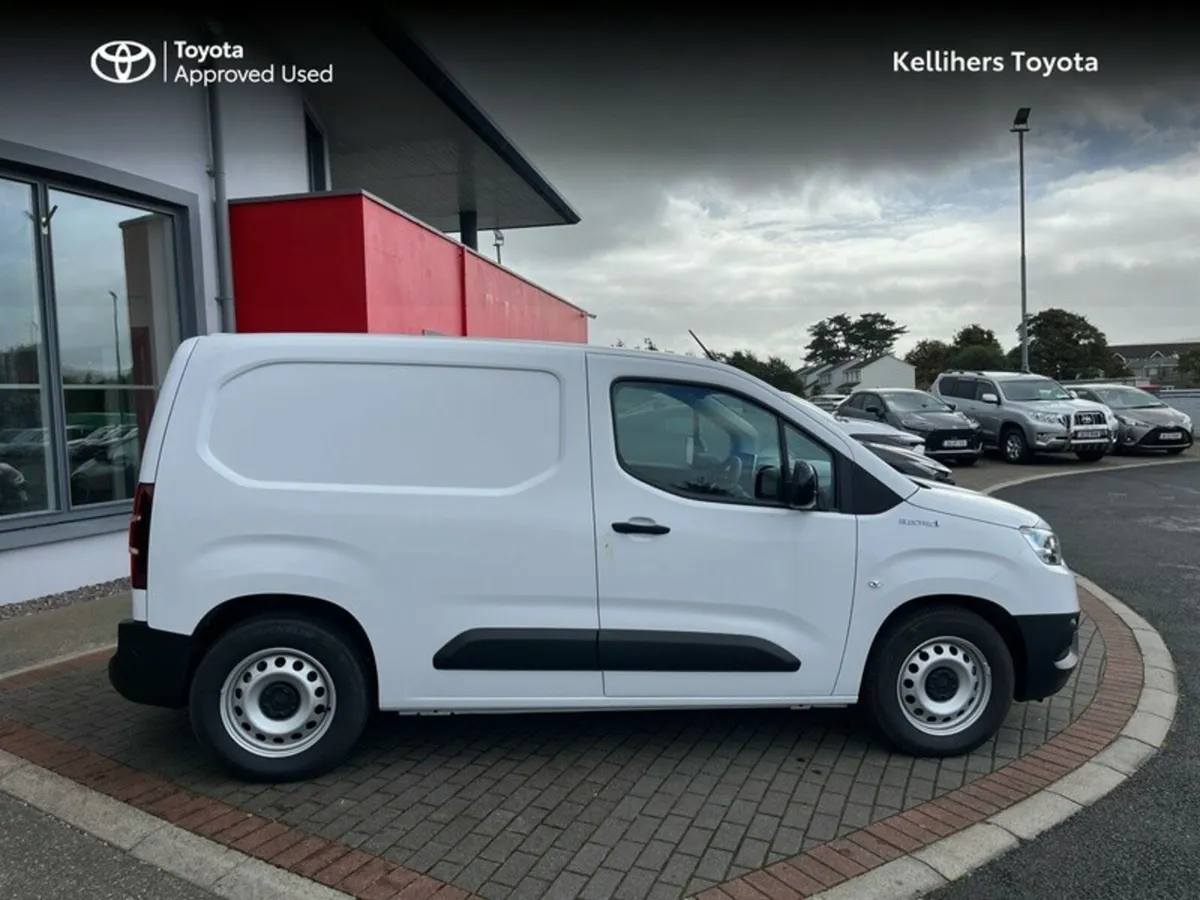 Toyota Proace City SWB EV - Image 3