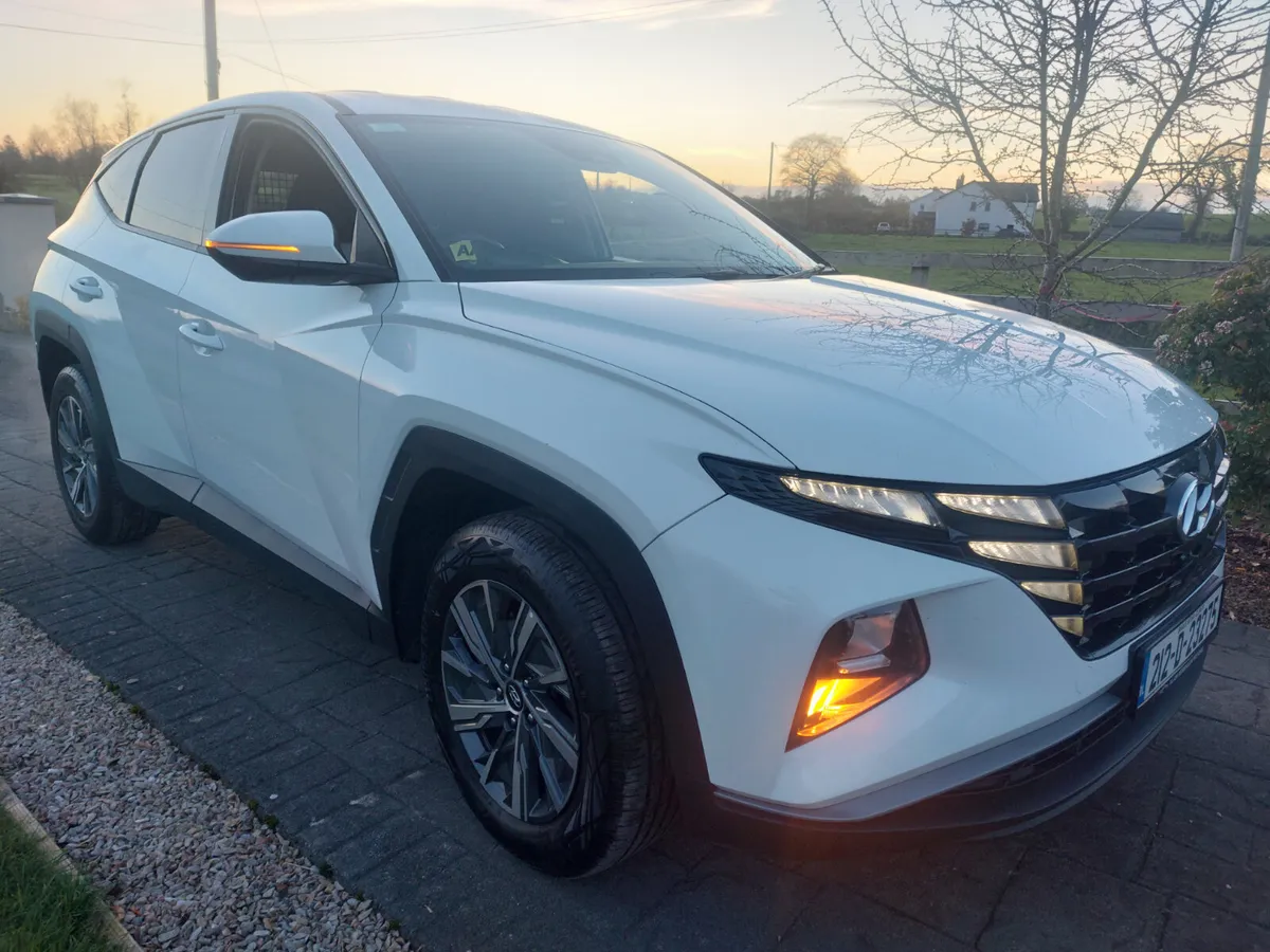 HYUNDAI TUCSON 212' NEW MODEL - Image 3