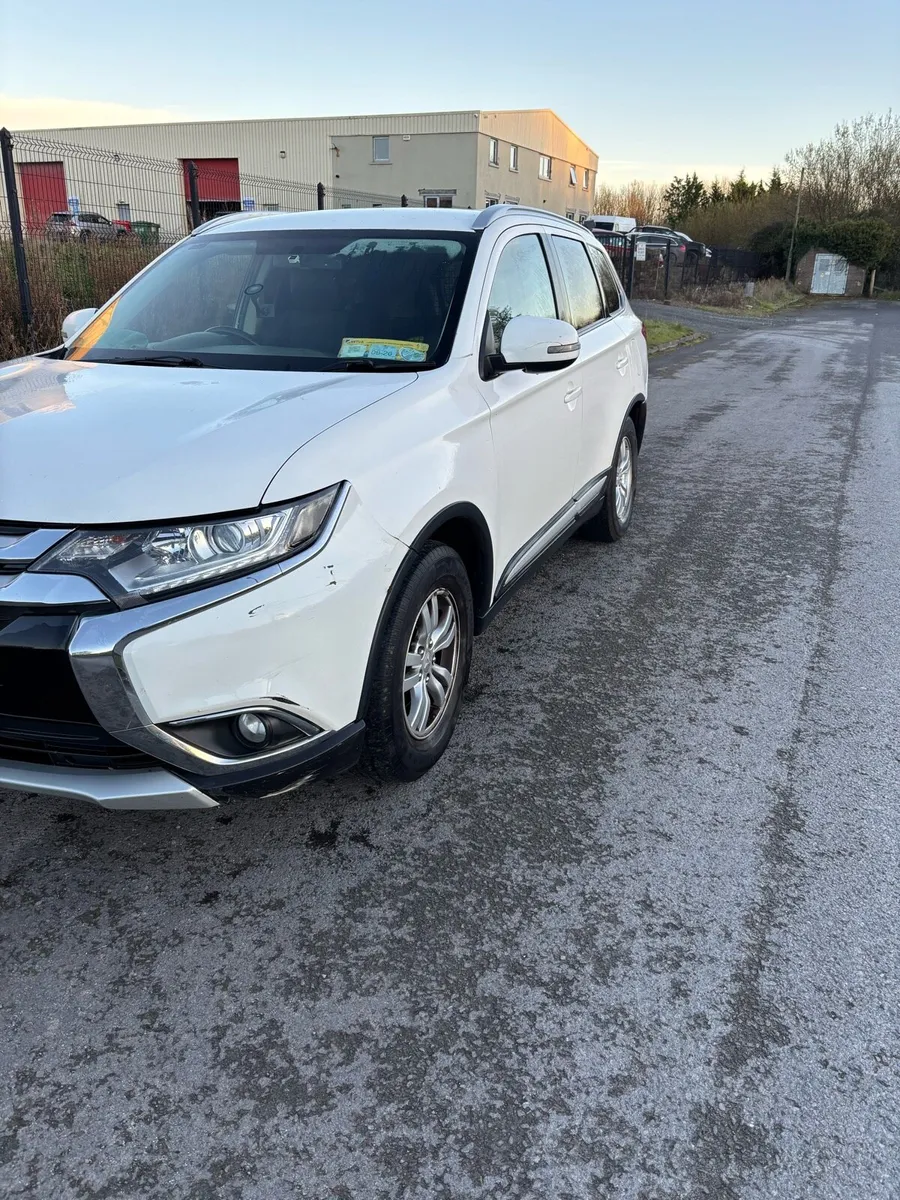 Mitsubishi Outlander - Image 3