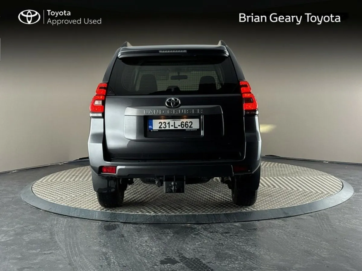 Toyota Land Cruiser LWB Automatic - Image 4