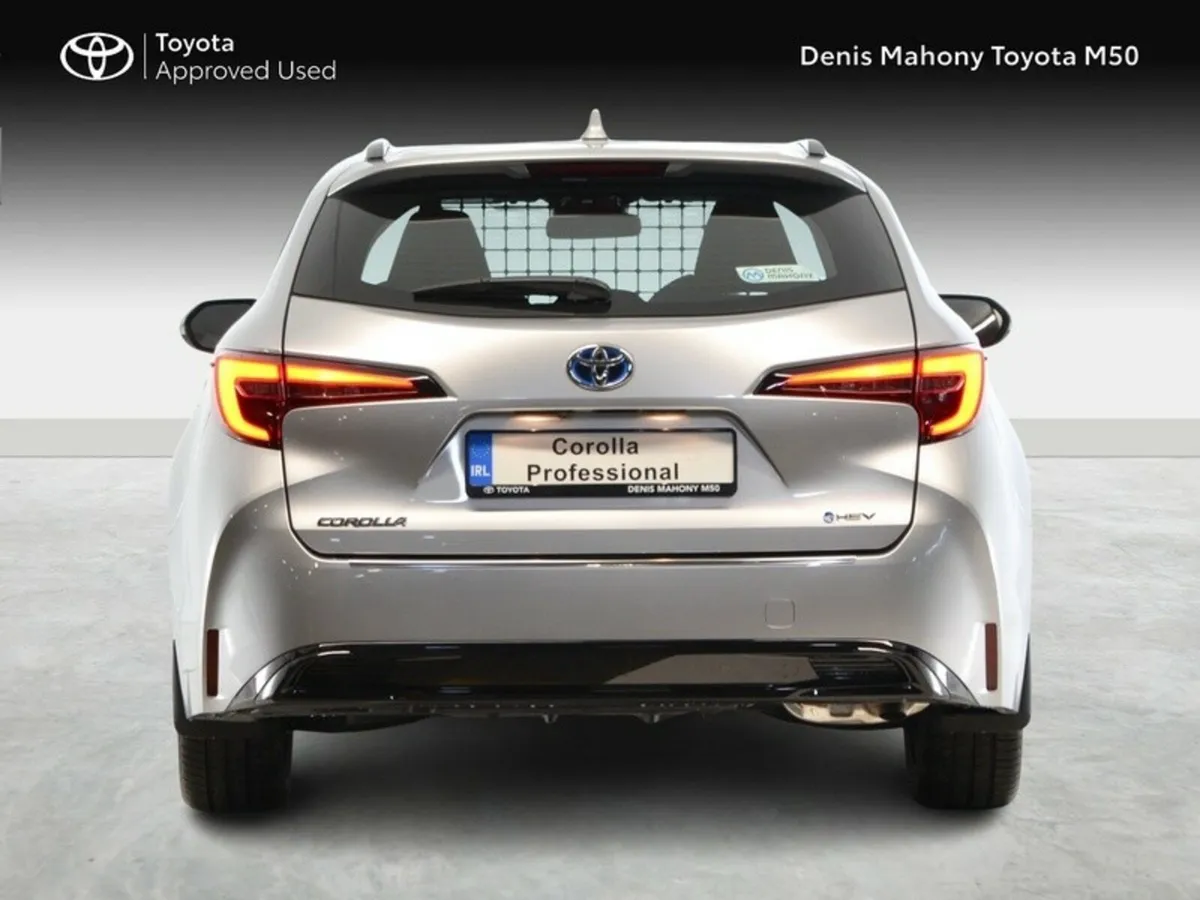Toyota Corolla Hybrid Van (VAT INCLUDED) - Image 4