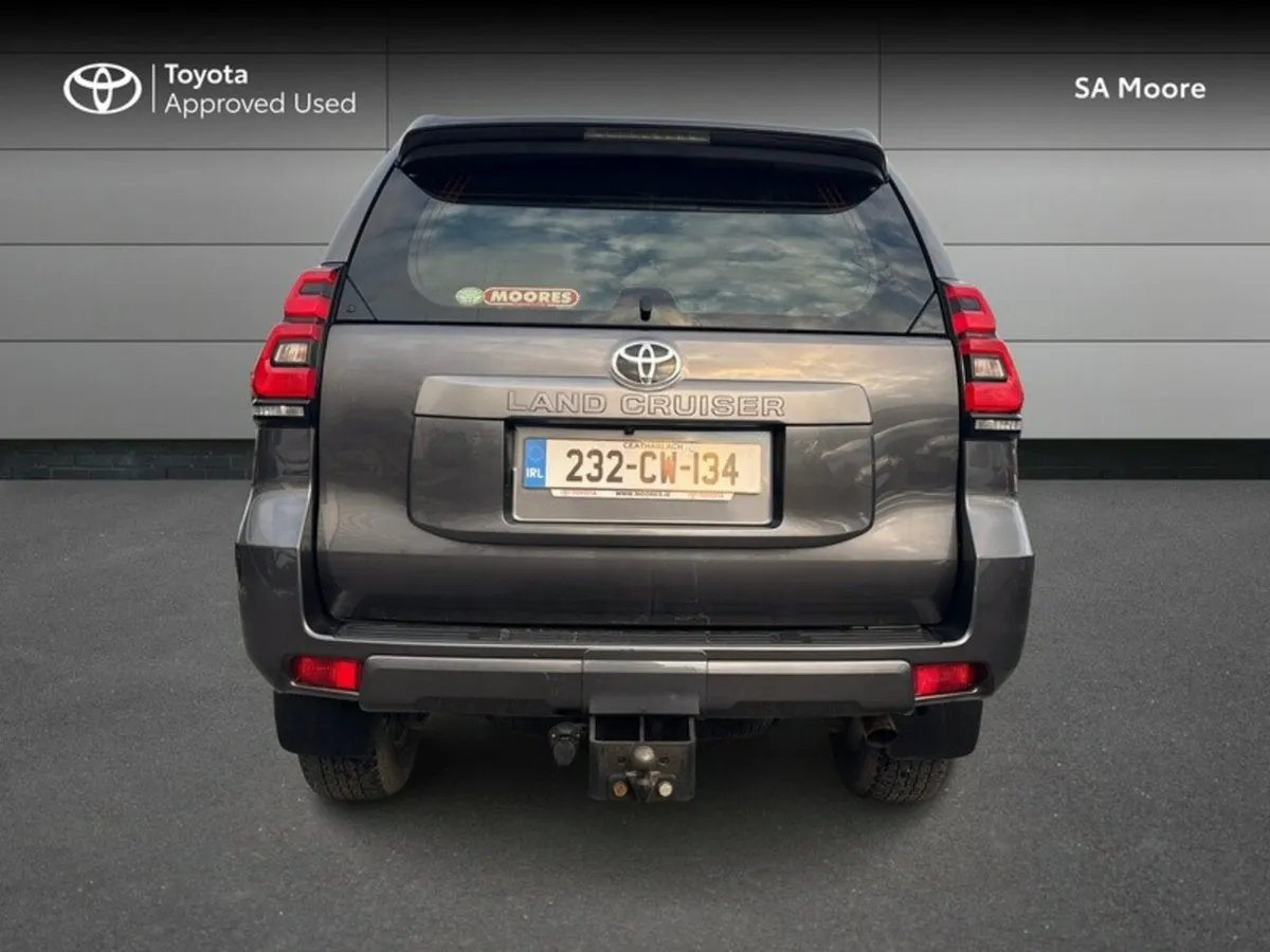 Toyota Land Cruiser LWB - MANUAL - WITH VAT - Image 4