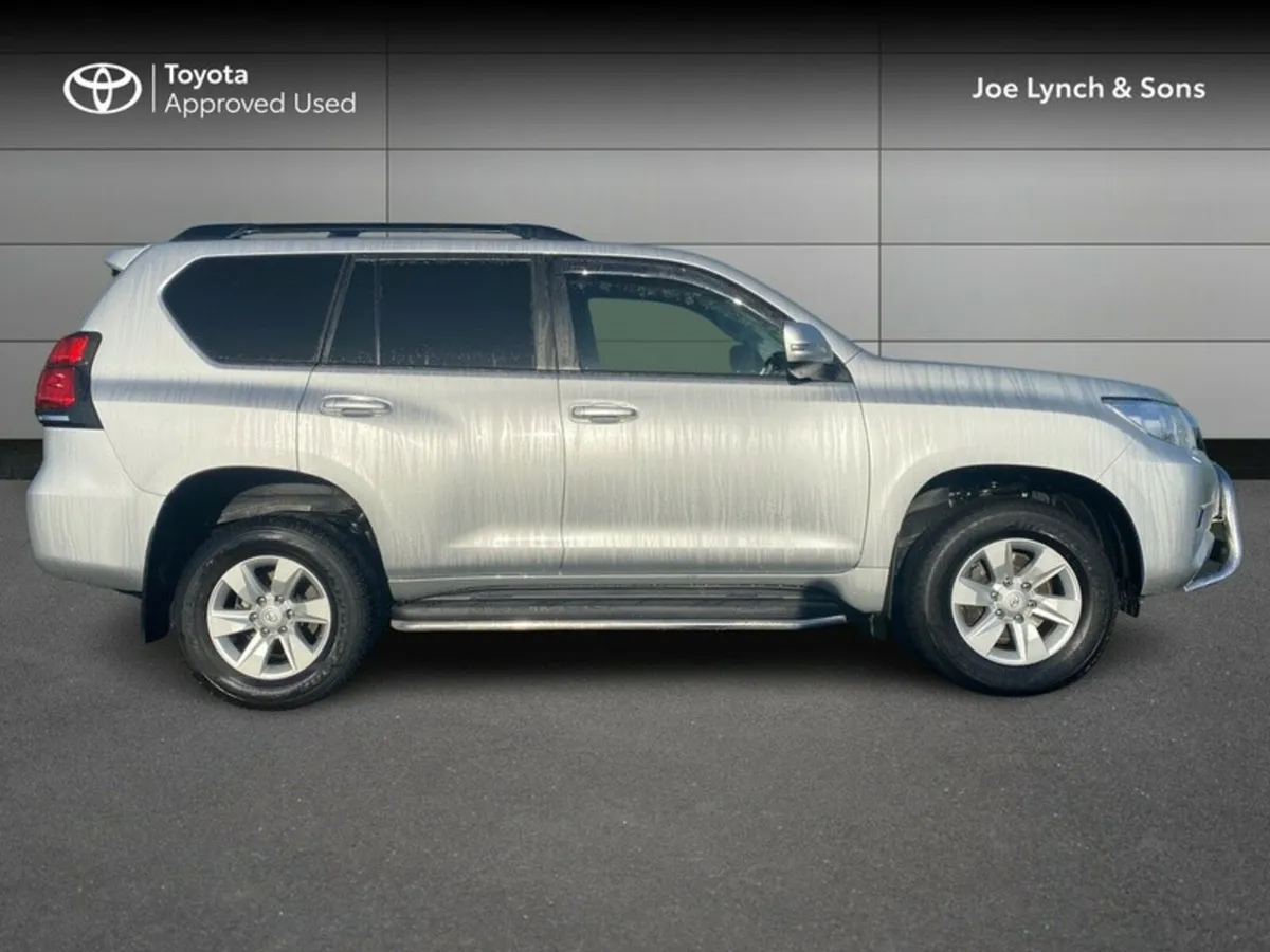 Toyota Land Cruiser LAND CRUISER LWB COMM A/T - Image 3