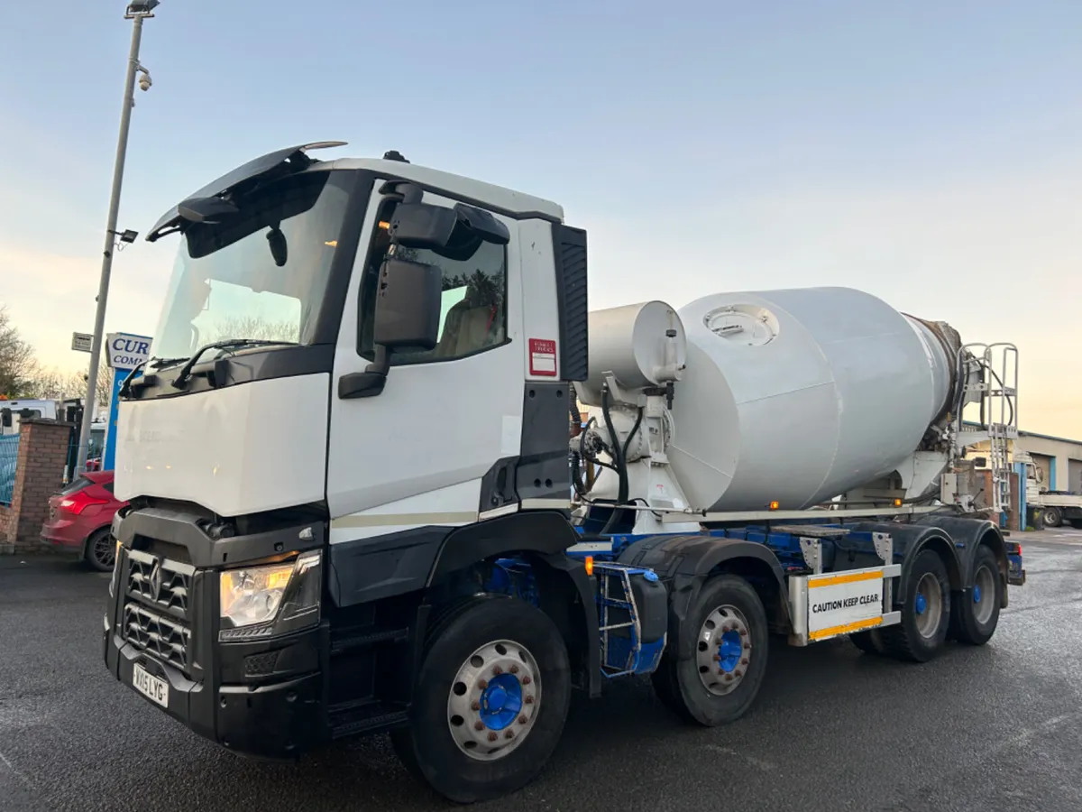2015 Renault c430 8x4 concrete mixer - Image 1