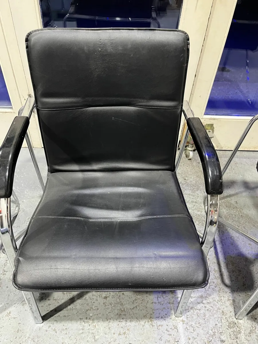 Meeting chairs - Image 2