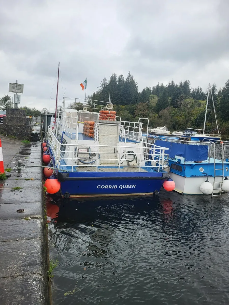 PASSENGER BOAT - Image 3
