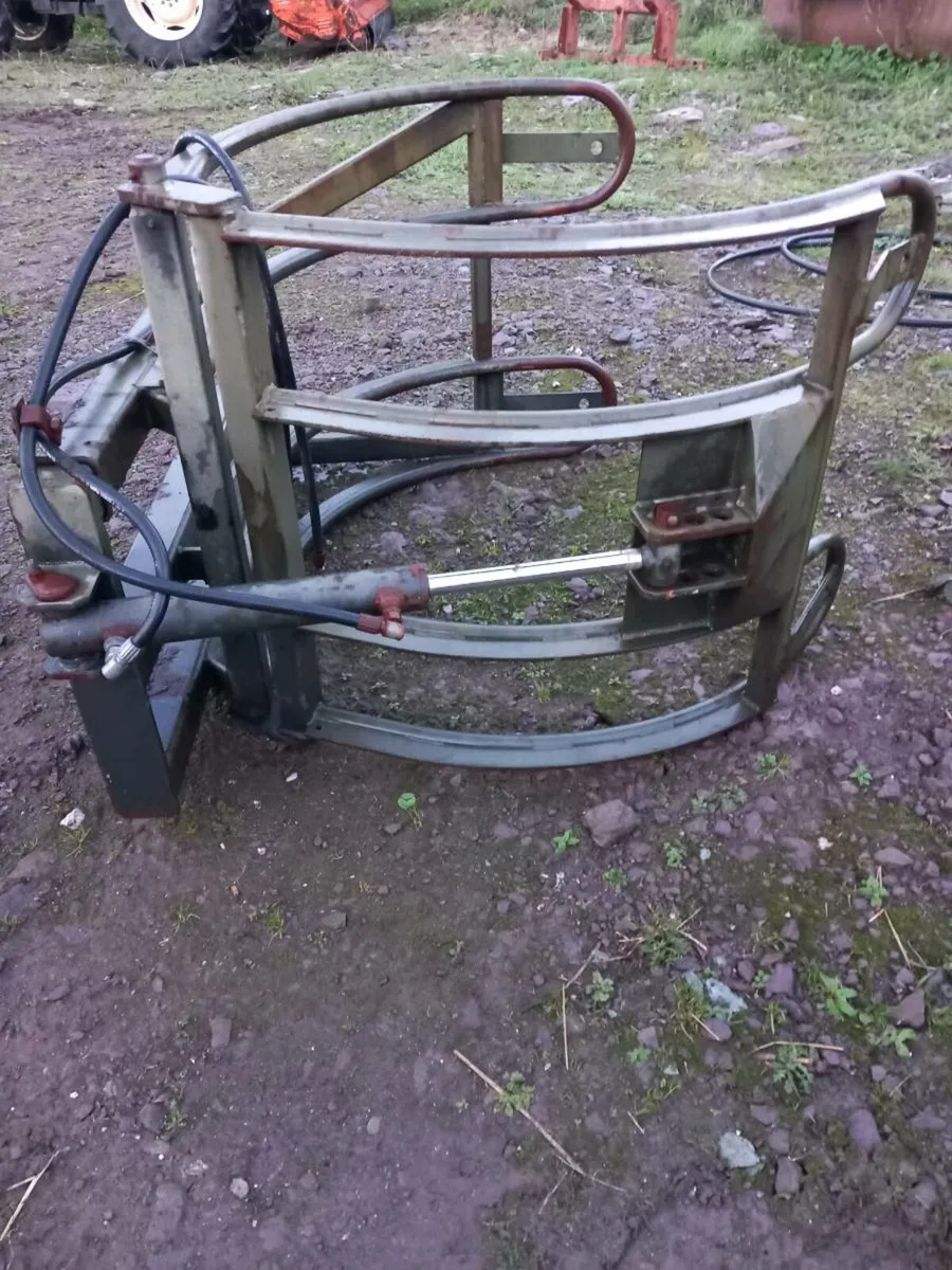 Soft hands - Image 1