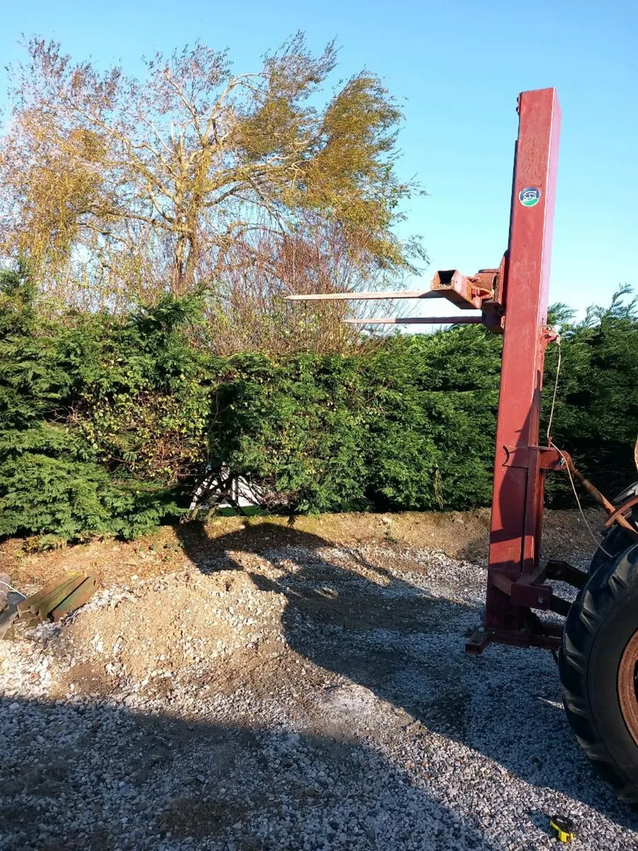 Bale Spike on mast - Image 4