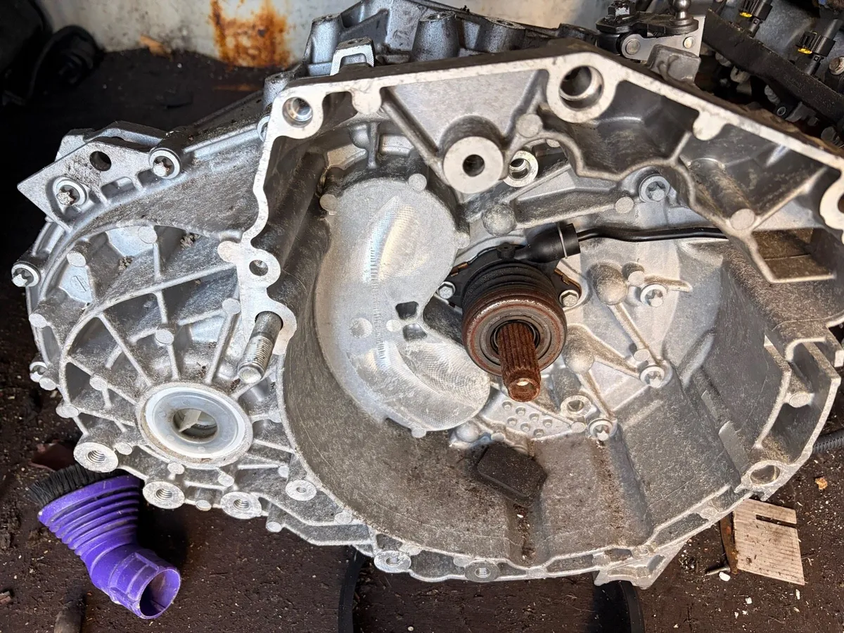 Fiat Alfa Romeo Gearbox’s and Engines new - Image 3