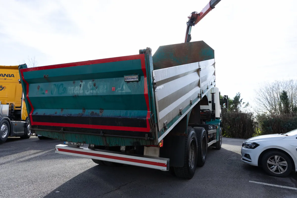 Scania P320 6X4 - Image 4