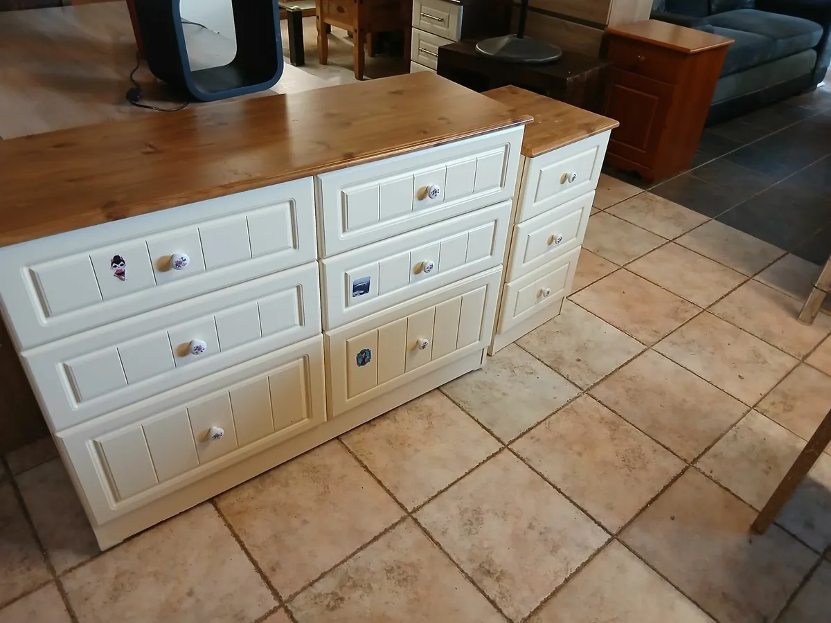 Bedroom set - Image 3