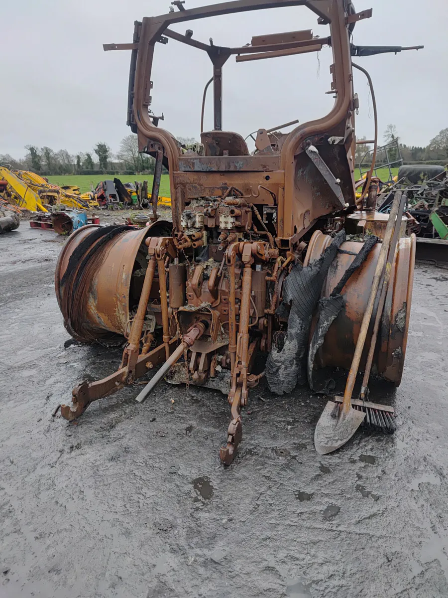 New Holland - Image 4