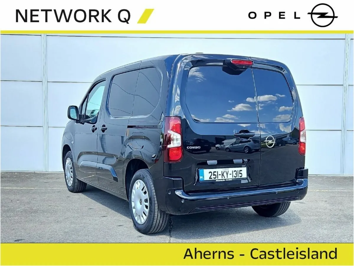 Opel Combo Sportive 1.5D 100ps - Image 4