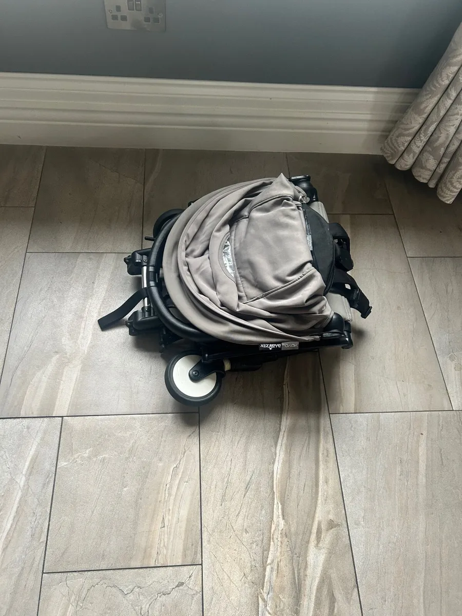 Babyzen YOYO Pushchair + Newborn Pack + Accessorie - Image 4